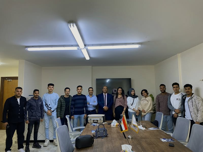طلاب جامعة شرق بورسعيد الأهلية في زيارة تدريبية إلى EISAC Automation لدعم التعلم التطبيقي