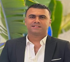 الأستاذ/ هشام محمد معوض